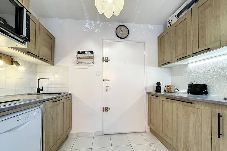 Apartment in Six-Fours-les-Plages - Le Marin - Cosy et proche des plages