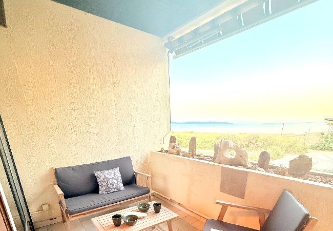 Apartment in Hyères - La Voile Bleue – Port de Hyères & Plage à 130m