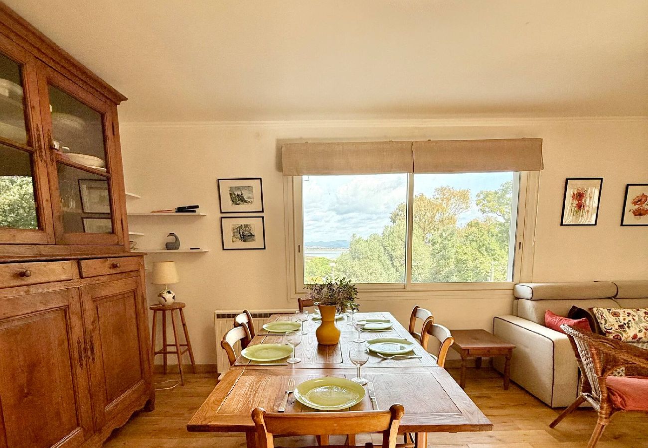 Apartment in Hyères - Le Rivage - Appartement au coeur du Village