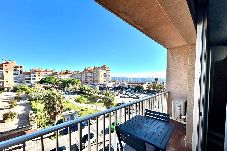 Studio in Hyères - Rosario - Studio vue port, Climatisé - Hyères Port