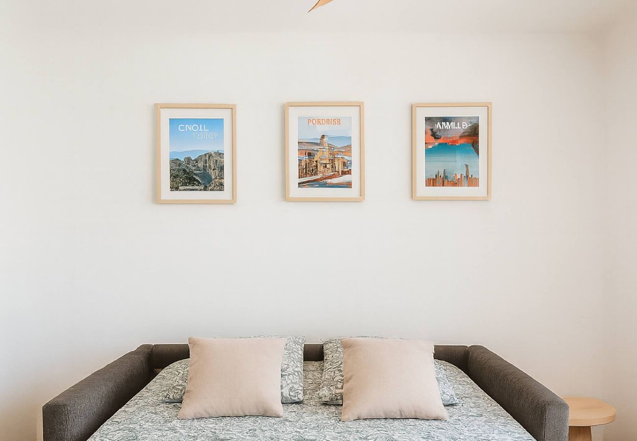 Villa in Sanary-sur-Mer - Villa Clémarine – Détente, Piscine & Jacuzzi Privé