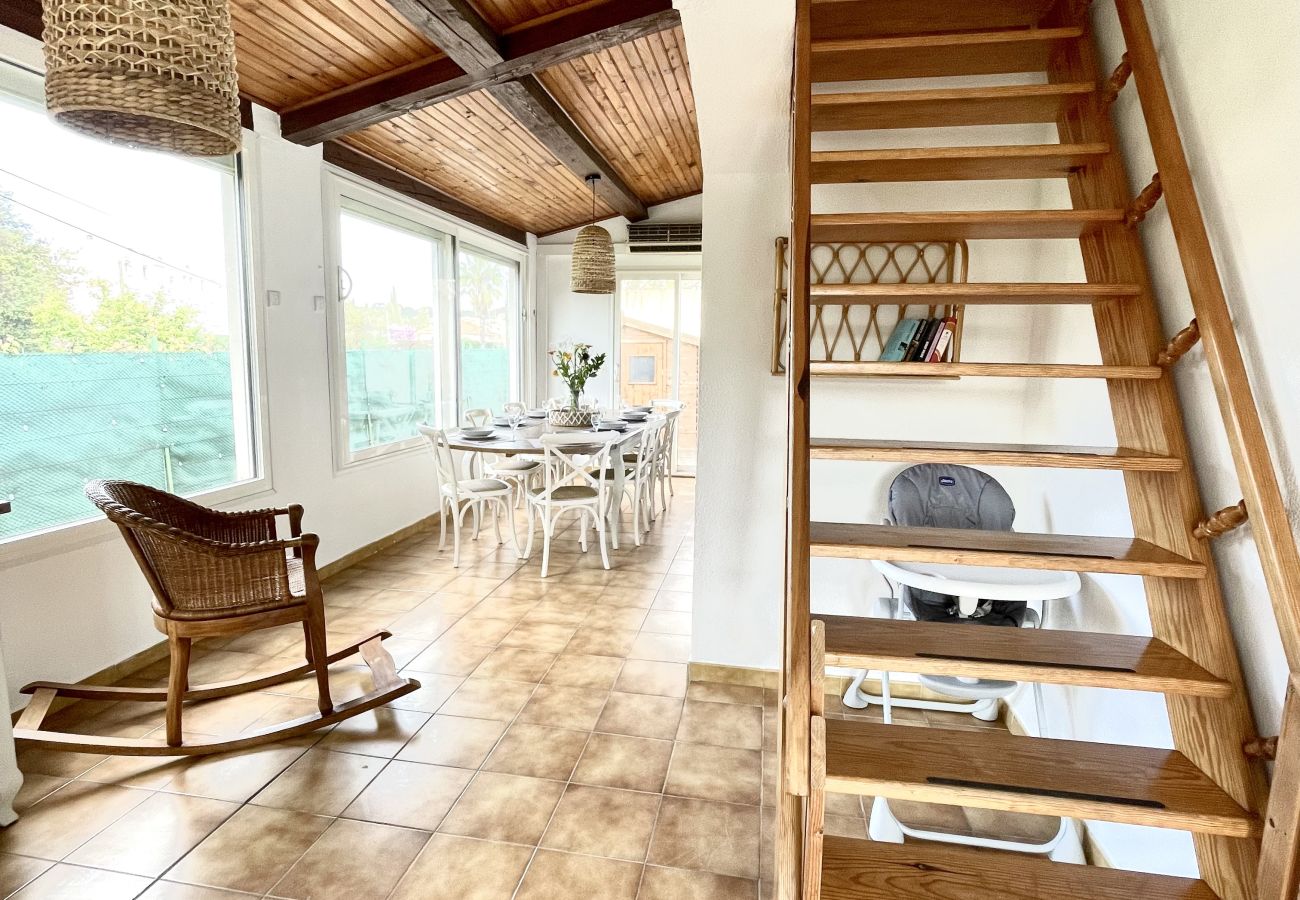 Villa in Six-Fours-les-Plages - Villa Constance - Paisible avec Piscine Privée