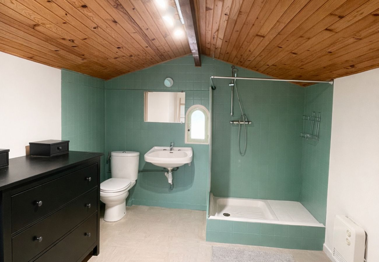 Villa in Six-Fours-les-Plages - Villa Constance - Paisible avec Piscine Privée
