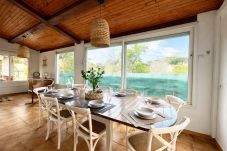 Villa in Six-Fours-les-Plages - Villa Constance - Paisible avec Piscine Privée