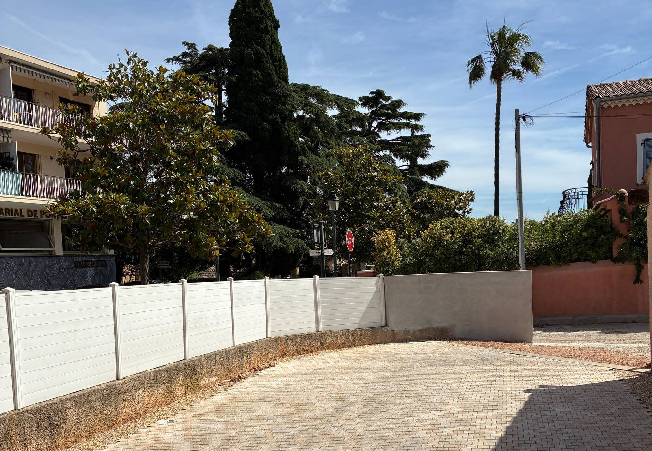 House in Sanary-sur-Mer - Villa à Portissol, Piscine + Plage & port à pied