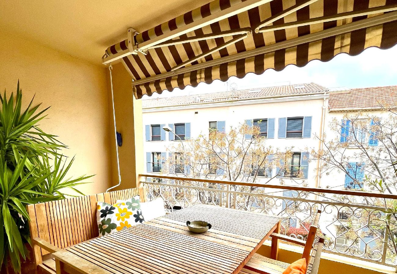 Apartamento en Sanary-sur-Mer - Le Majorelle T2 cosy au cœur de Sanary