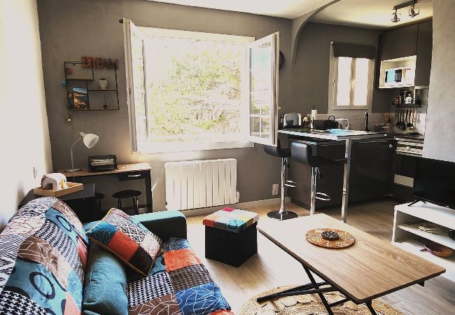 Estudio en Six-Fours-les-Plages - Le Rosalie - Studio au calme port et plage à pied