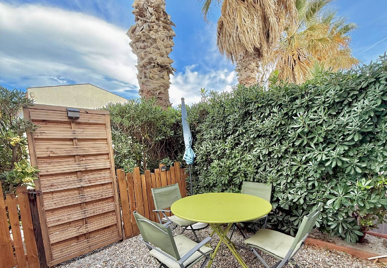 Apartamento en Hyères - Le Bleu Majorelle – Évasion en bord de mer