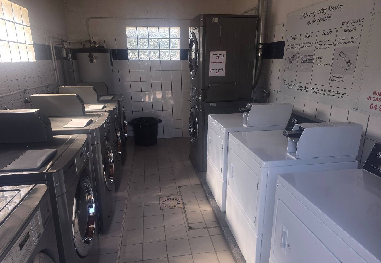 Bungalow en Hyères - Mobil-Home  camping pin maritime