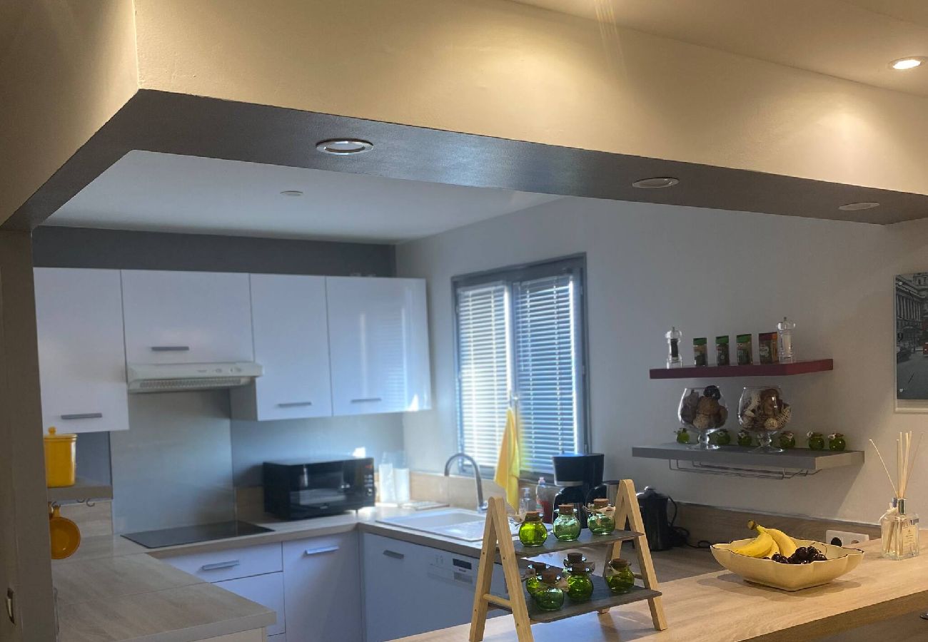 Apartamento en Six-Fours-les-Plages - Le Capri • Charme méditerranéen en centre-ville