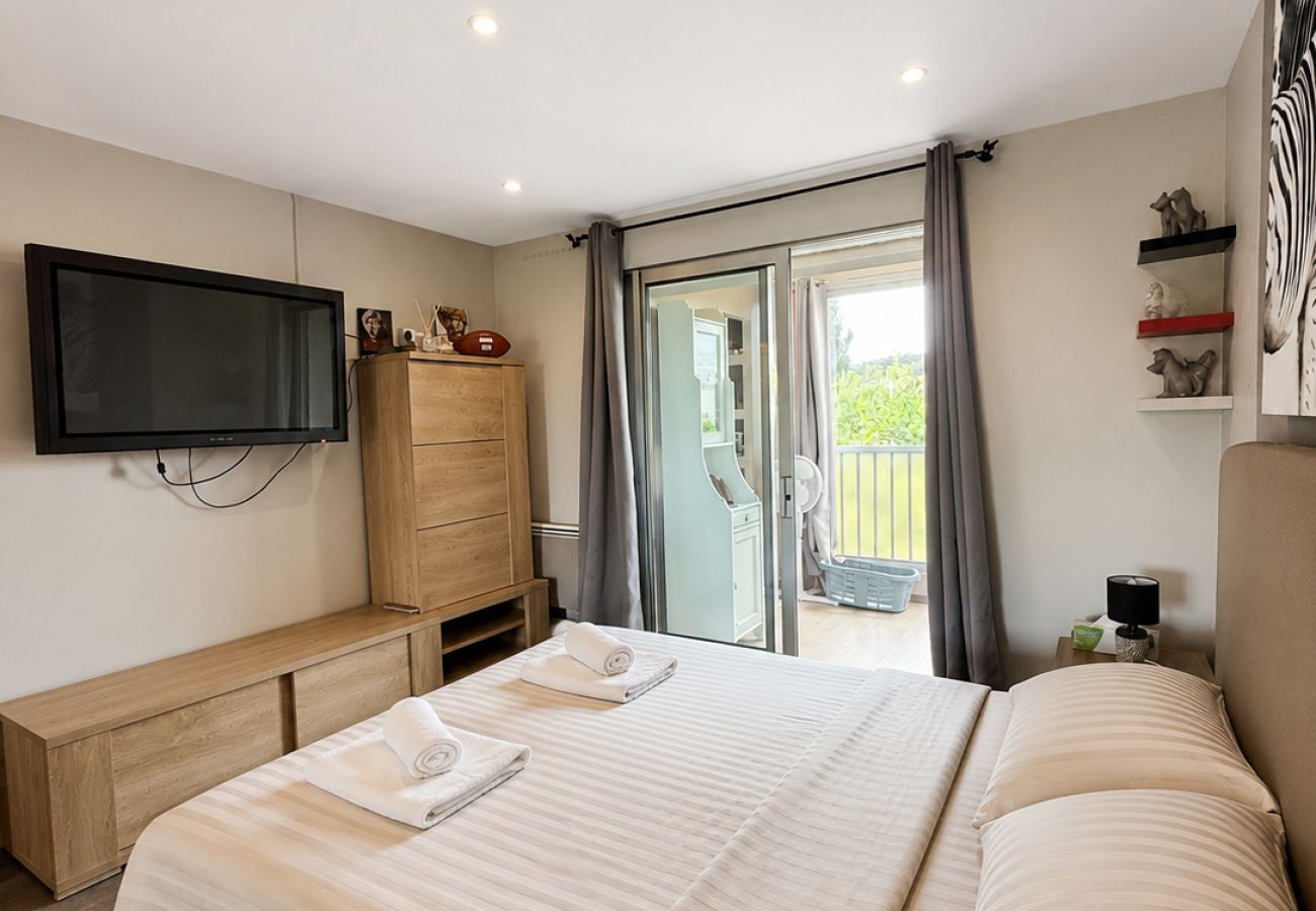 Apartamento en Six-Fours-les-Plages - Le Prado • Charme méditerranéen en centre-ville