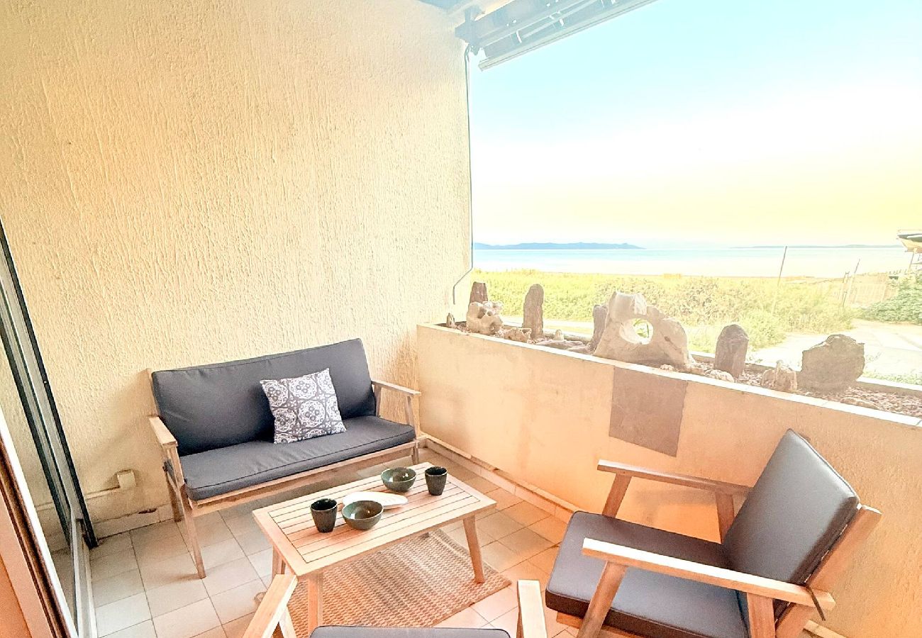 Appartement à Hyères - La Voile Bleue – Port de Hyères & Plage à 130m