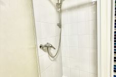 Studio à Six-Fours-les-Plages - Le pêcheur - bord de mer & classé 2 étoiles