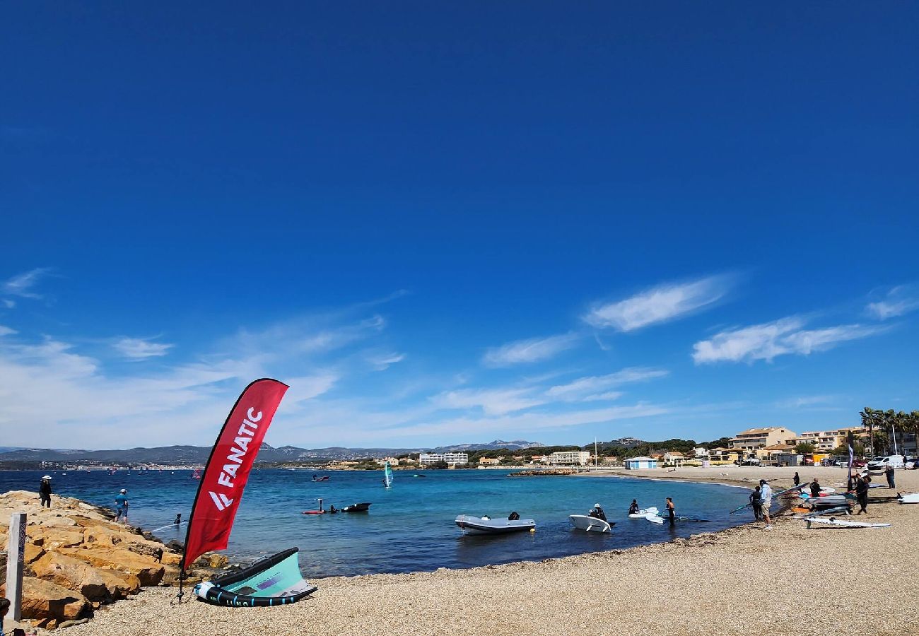 Studio à Six-Fours-les-Plages - Le Rosalie - Studio au calme port et plage à pied