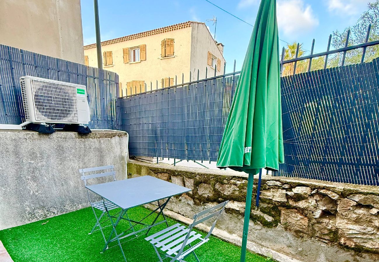 Studio à Hyères - Studio le Colibri - Hyères centre