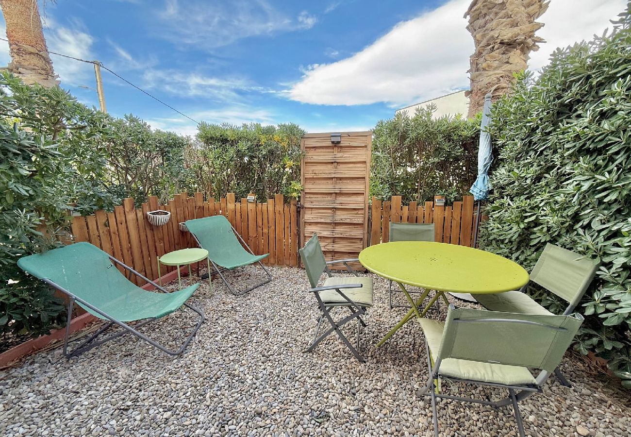 Appartement à Hyères - Le Bleu Majorelle – Évasion en bord de mer