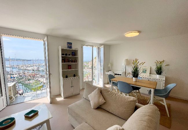 Studio à Sanary-sur-Mer - L'Horizon Bleu, pépite sur le port