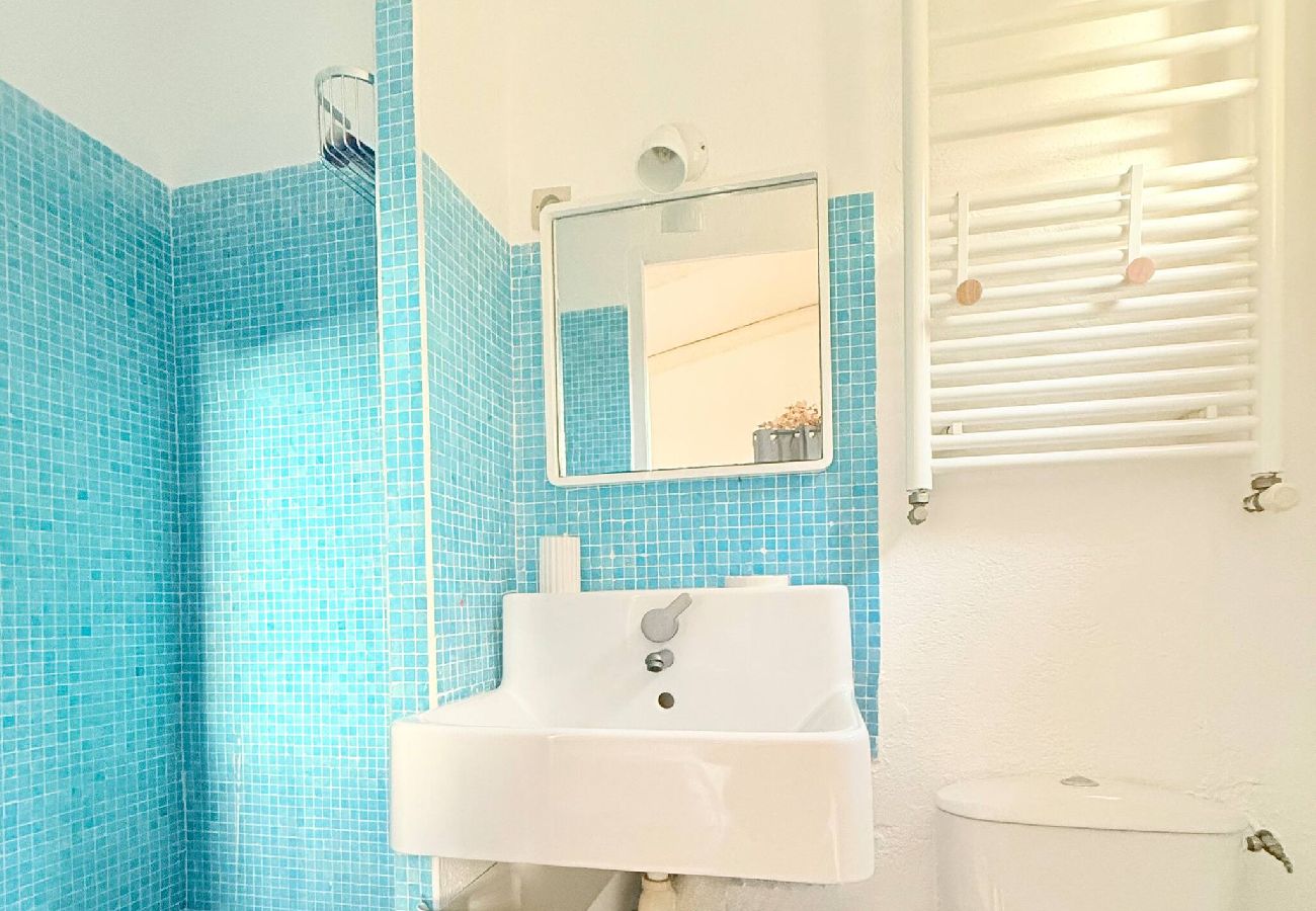 Villa à Sanary-sur-Mer - Villa Provençale avec petit bassin & proche Plages