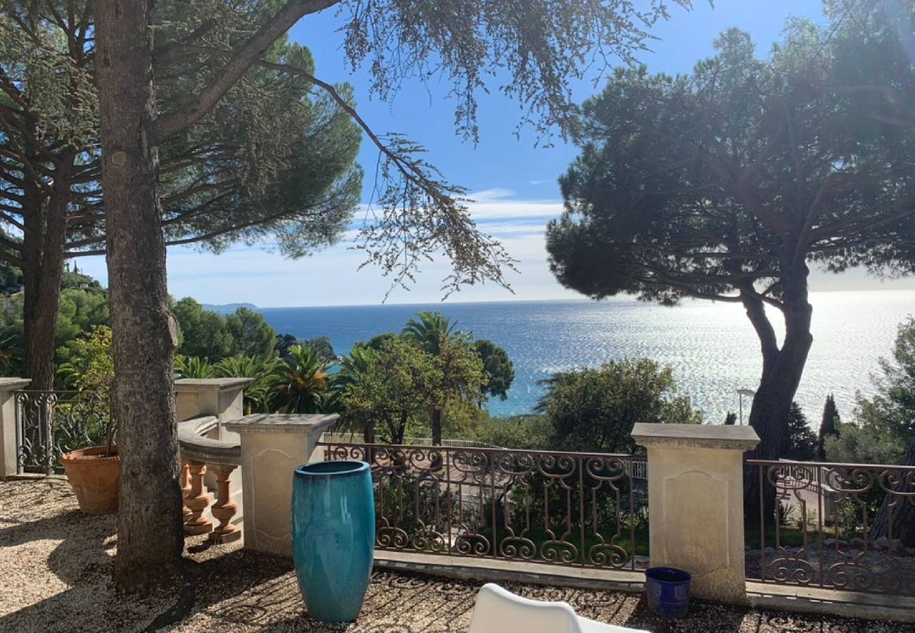 Villa à Toulon - Soleil et mer - grande villa vue panoramique