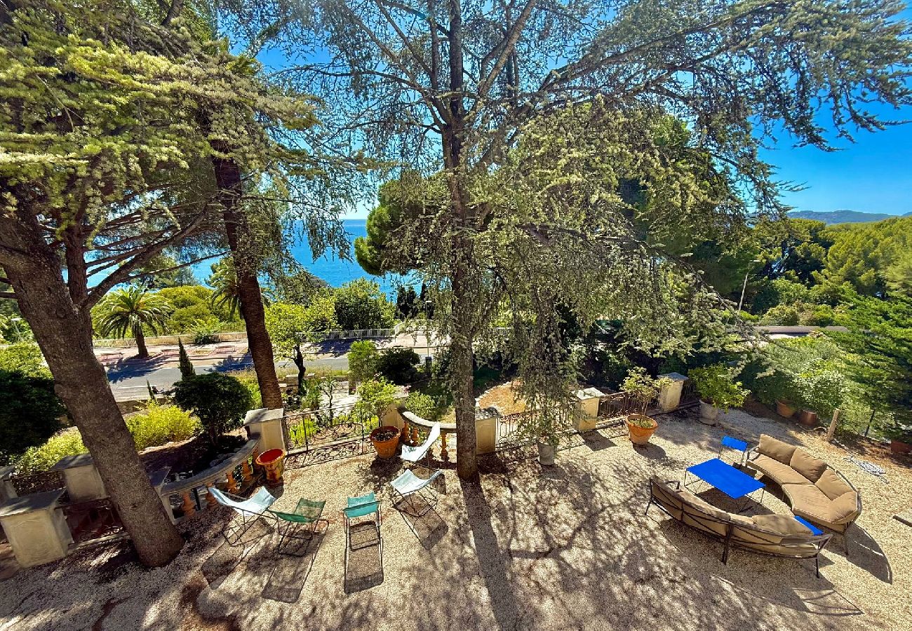 Villa à Toulon - Soleil et mer - grande villa vue panoramique