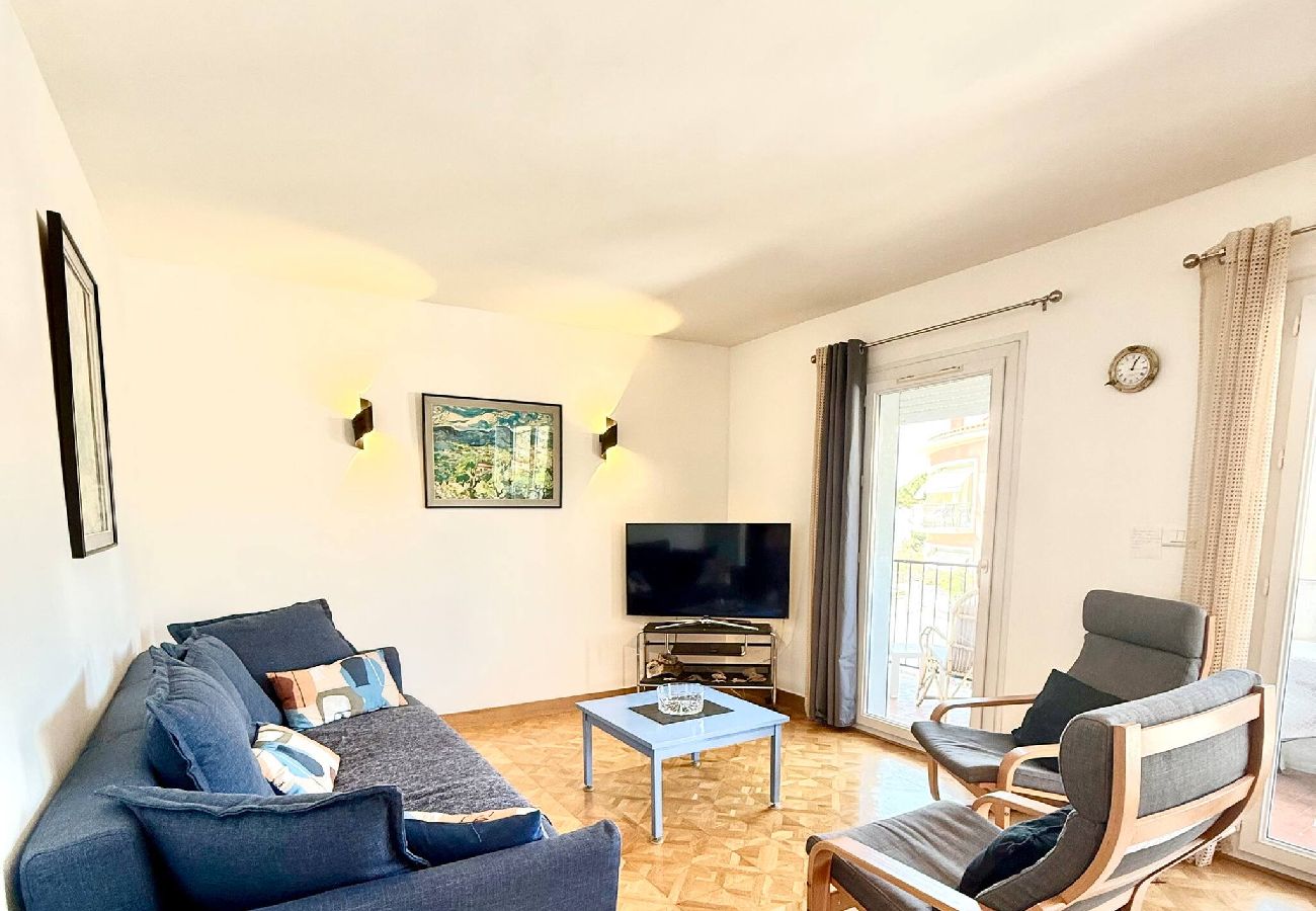Appartement à Carqueiranne - Le séréna- Vue mer & Garage - Sur le