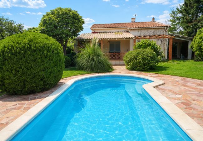 Villa à Six-Fours-les-Plages - Villa Constance - Paisible avec Piscine Privée