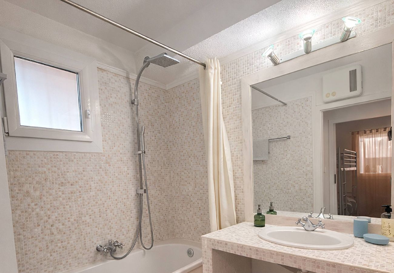 Appartement à Hyères - Les Lilas - Séjour en bord de mer à Hyères