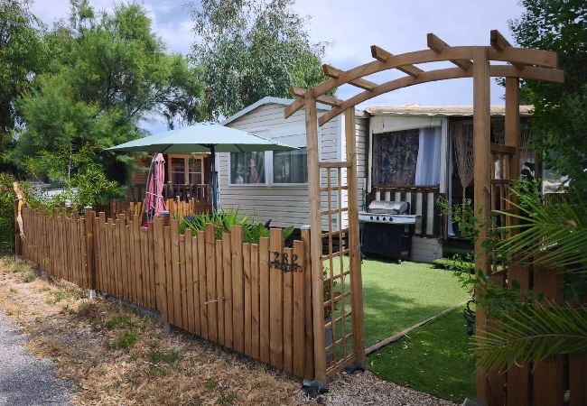 Bungalow à Hyères - Mobil-Home  camping pin maritime