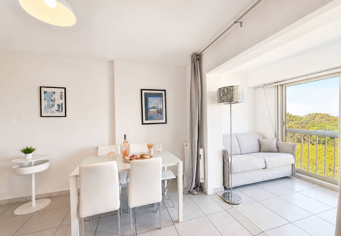 Appartement à Six-Fours-les-Plages - Le Lagon • Escapade Vue Mer 4 Personnes