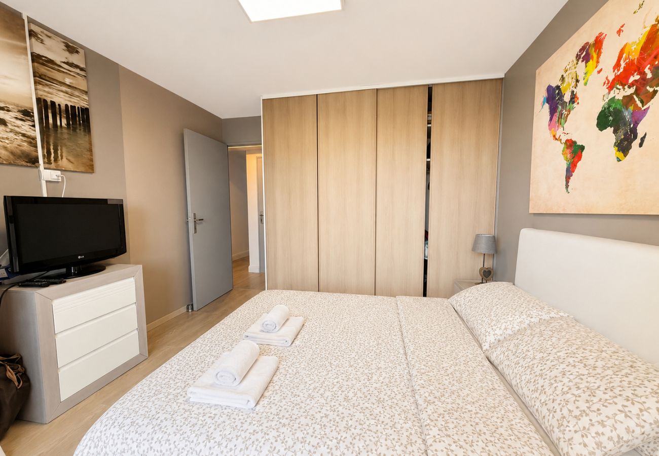 Appartement à Six-Fours-les-Plages - Le Prado • Charme méditerranéen en centre-ville