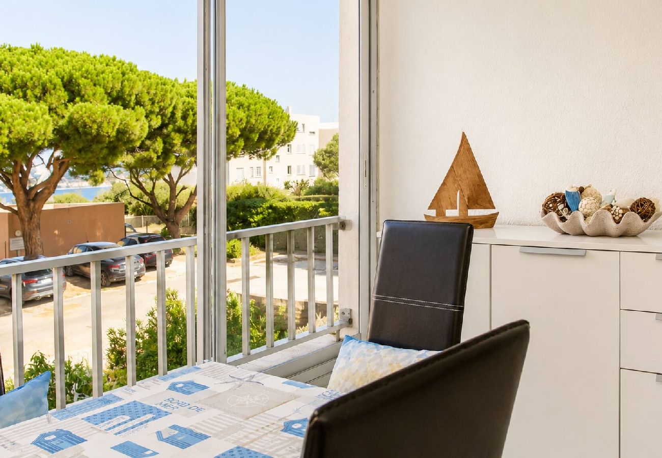 Studio à Six-Fours-les-Plages - Le Diamant bleu - Vue mer à Six fours les plages